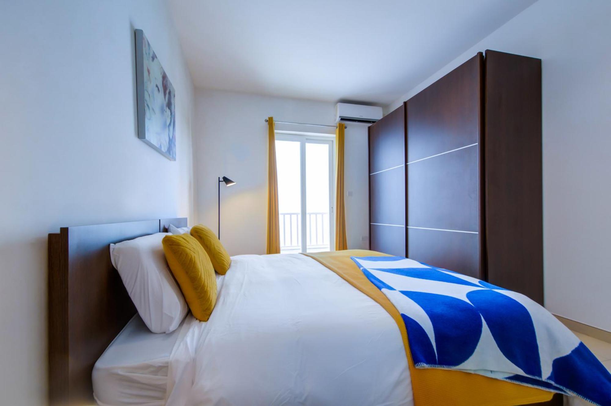 Prime Location, Modern Apartment In St Julian'S, Paceville, Apt 8 By Vaganza San Ġiljan Extérieur photo