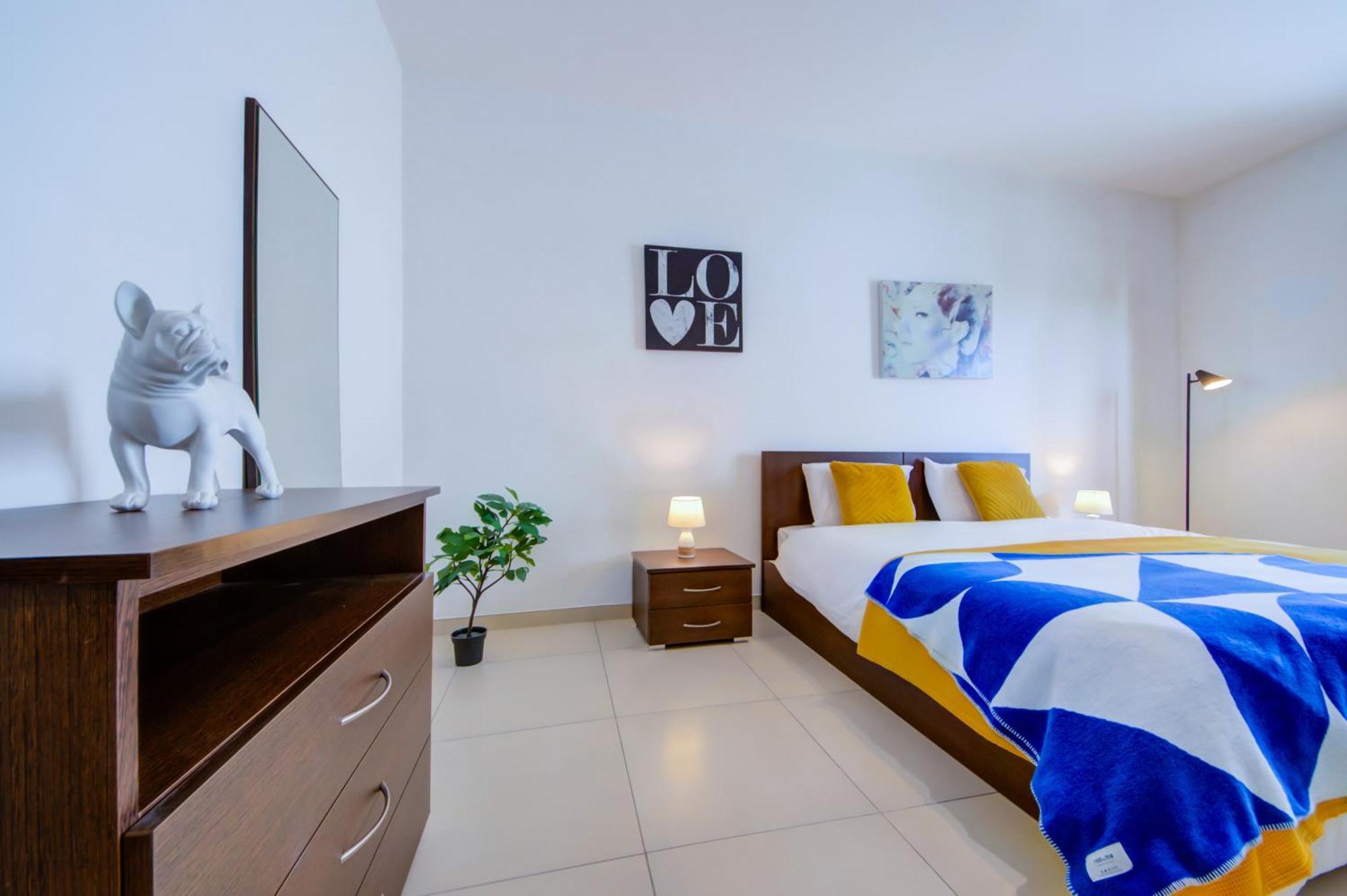 Prime Location, Modern Apartment In St Julian'S, Paceville, Apt 8 By Vaganza San Ġiljan Extérieur photo