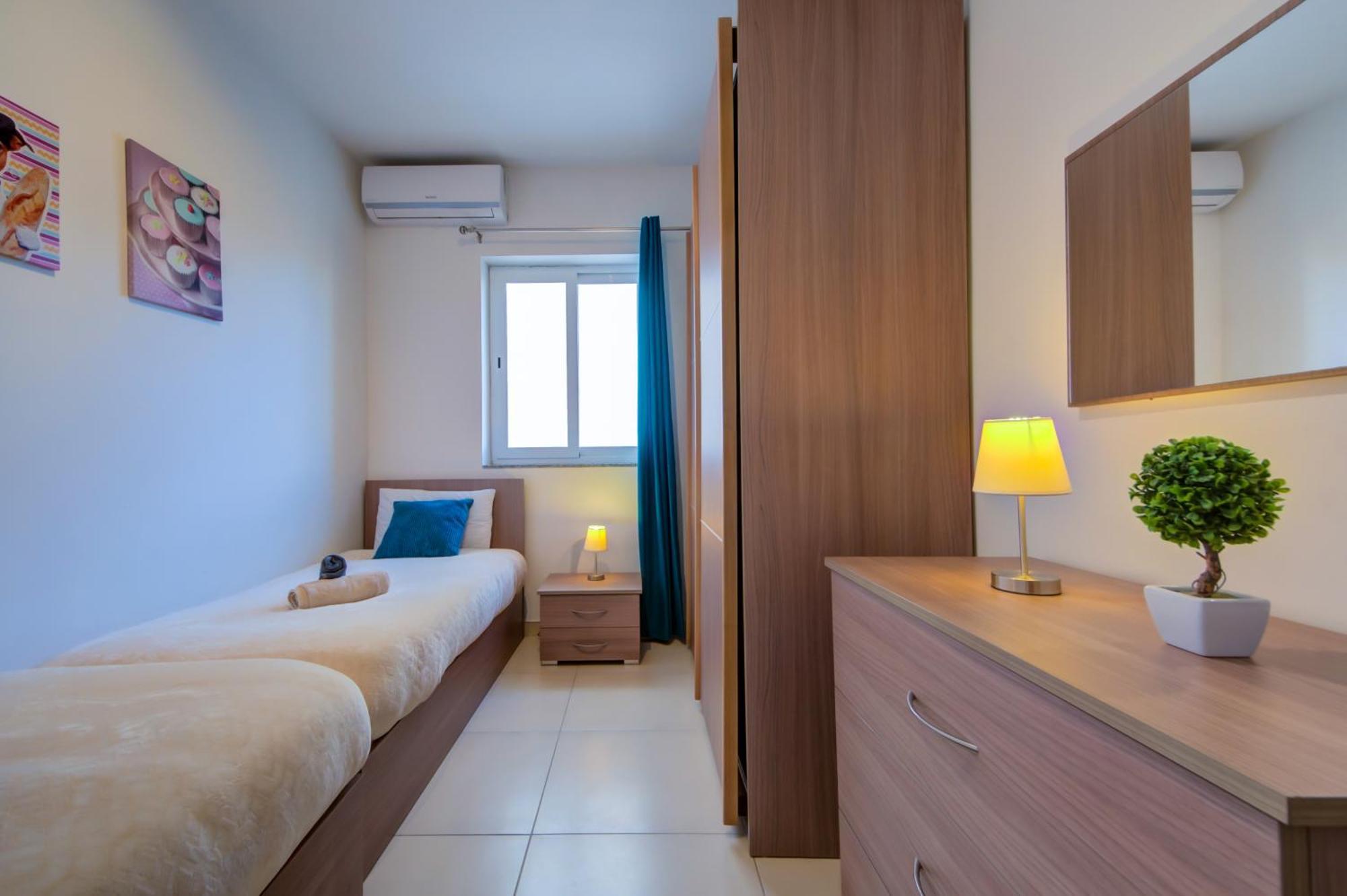Prime Location, Modern Apartment In St Julian'S, Paceville, Apt 8 By Vaganza San Ġiljan Extérieur photo